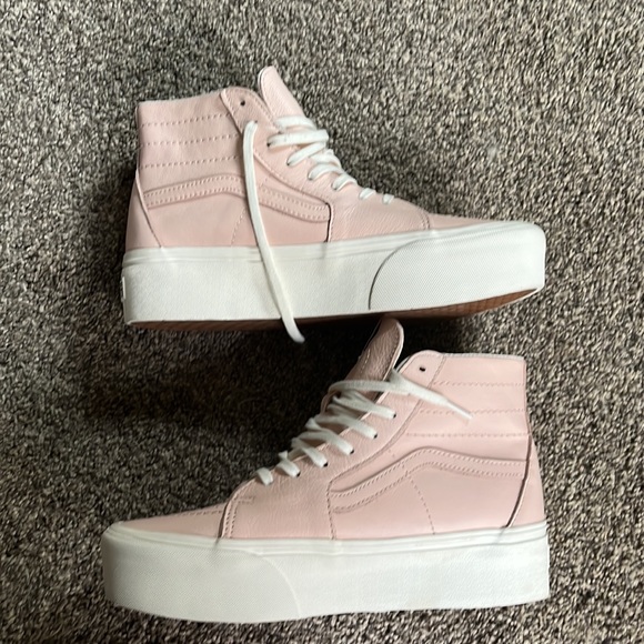 New Vans Leather Platform Sneakers - Picture 6 of 10